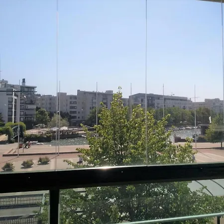 2 Minutes From Kamppi Center, Sauna And Balcony