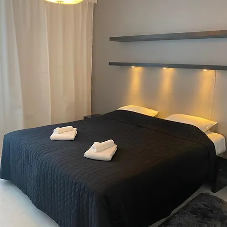 2 Minutes From Kamppi Center, Sauna And Balcony 아파트